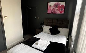 Town Centre En Suite Room 1